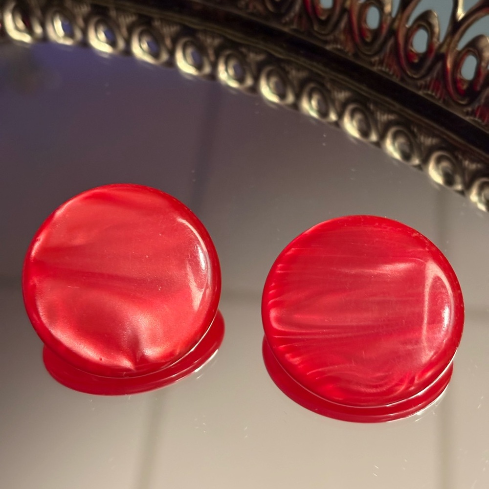 Vintage Vibrant Cherry Red Swirl Lucite Earrings Clip On